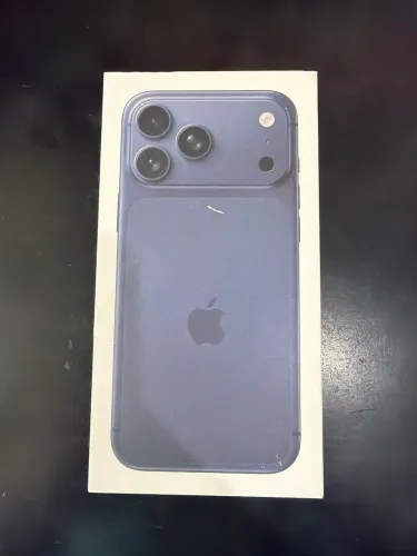 iPhone 17 pro Max deep blue 256gb