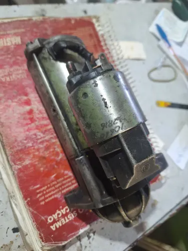 Motor de arranque da HR revisado