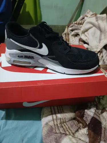 Tênis Nike AIR MAX Semi novo pouco usado número 43