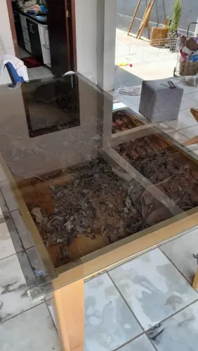 Mesa família tampão de vidro