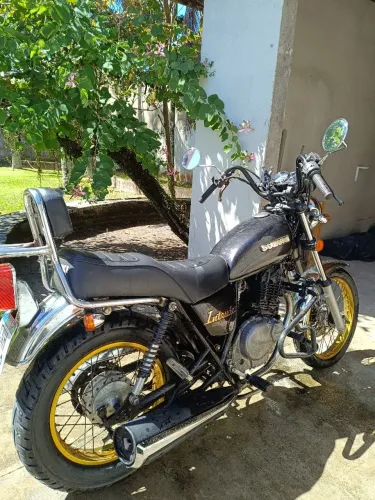 INTRUDER 250 - Maravilhosa