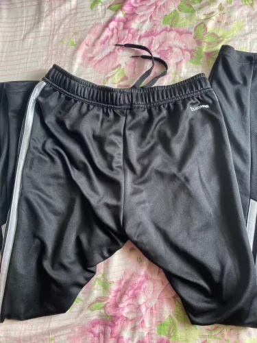 Calça adidas WE ALLSET 3 LISTRAS - MASCULINA