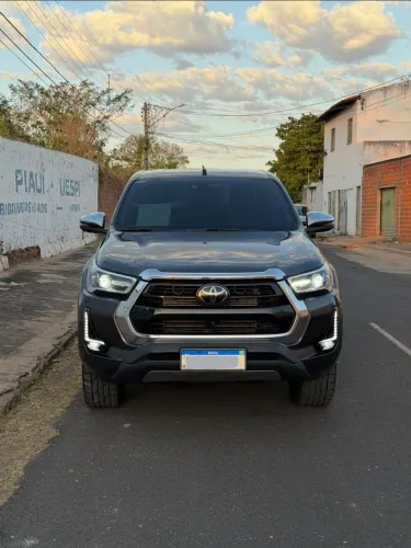 Toyota Hilux CD SRX 4X4 2.8 TDI 16V Diesel Aut. 2022