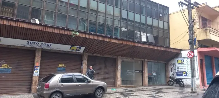 Galpão proximo à Rua Teresa
