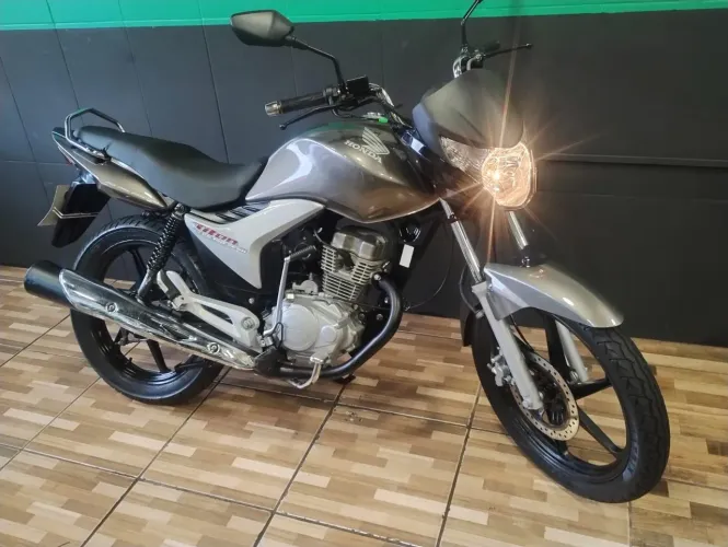 TITAN 150 COMPLETA ANO 2009 MARAVILHOSA 18 X 755, ENT. $ 2.500