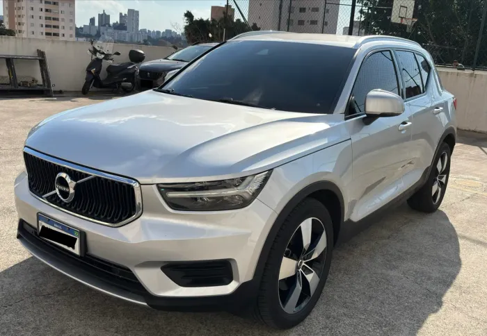 Volvo XC40 T-5 Momentum 2.0 252cv AWD 2019