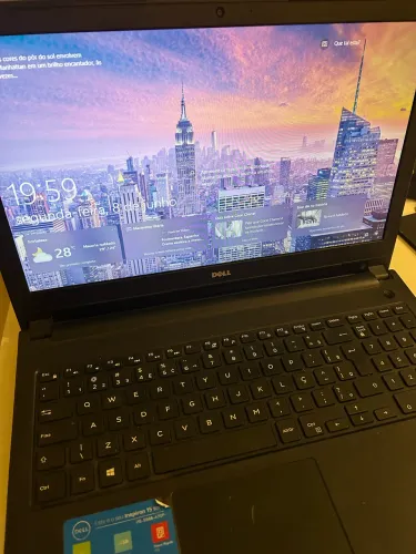 Notebook Dell Inspiron 5566 | i5 | 8GB RAM | SSD 256GB