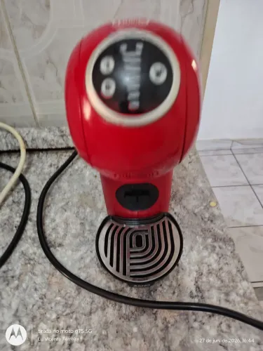 Cafeteira Dolce Gusto Gênio Plus