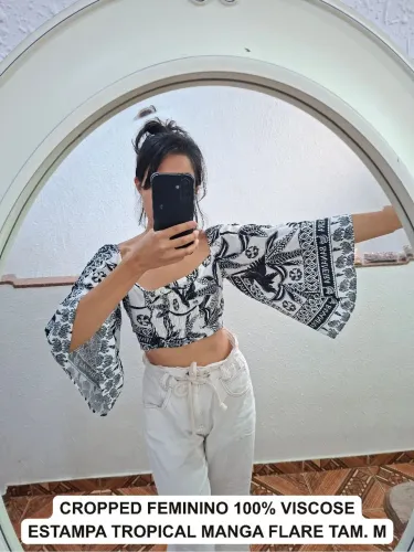 Cropped Feminino 100% Viscose Estampa Tropical Manga Flare Tam. M