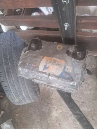 Vendo bateria moura bom estado