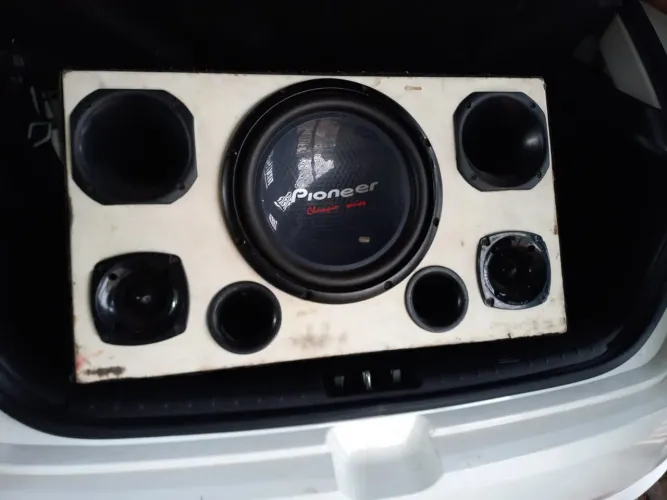 Vendo módulo + som automotivo