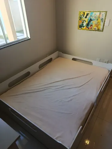 Cama casal infantil montessoriana