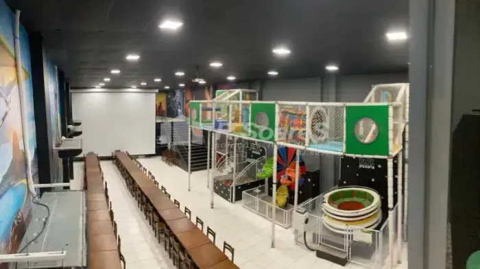 Salão de festas, rua Ivinheima, Bento Ribeiro