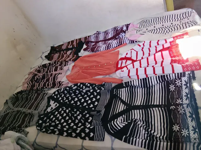 Vendo todas as blusas frio feminas por um preço só 100$
