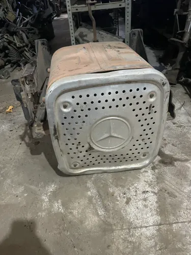 Catalizador da Mercedes 815 / 1016