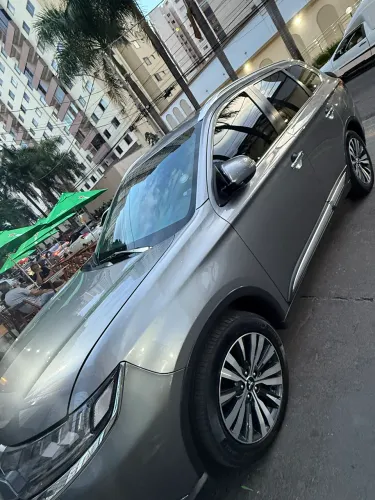 Mitsubishi Outlander HPE-S 2.2 Diesel 4X4 Aut. 2021