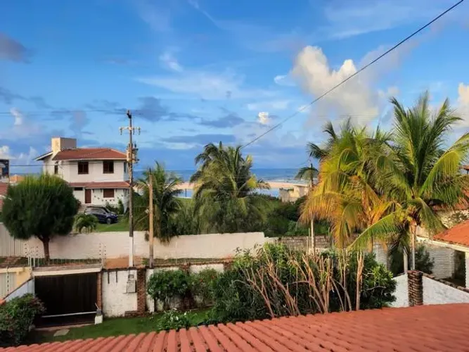 Casa à venda na Praia do Presidio - Aquiraz Imóvel com piscina e 900m² Ceará