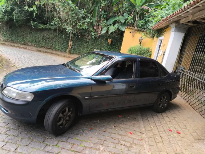 Chevrolet Vectra GL 2.2 / 2.0 MPFI 1998