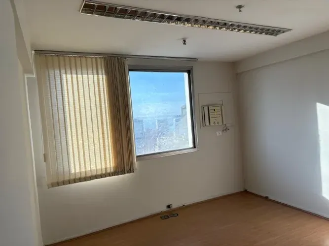 ALUGO SALA COMERCIAL NO CENTRO RJ | 50 m² | 26º ANDAR