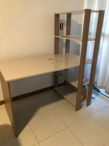 Mesa para escritório