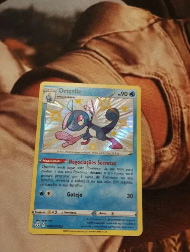 Drizzile carta Pokémon em bom estado
