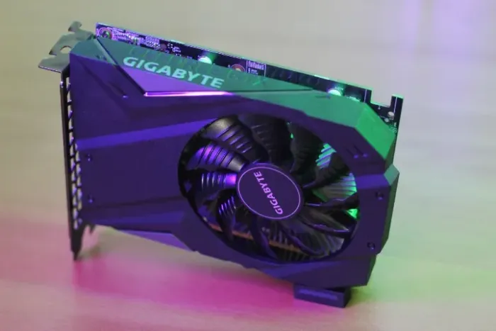 Placa de Video Gigabyte GeForce GTX 1650 D6 OC, 4GB GDDR6