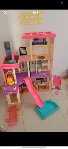 Vendo mansão da Barbie