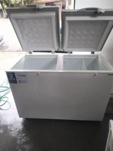 O Freezer Horizontal Fricon Dupla Ação 503 Litros Linha Profissional
