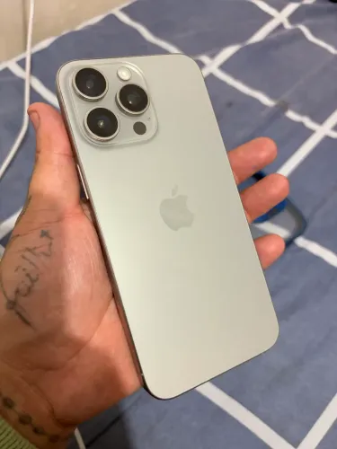 iPhone 15 pro Max 256gb