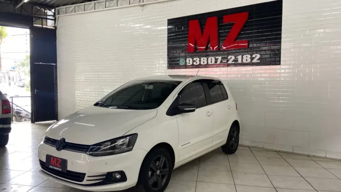 Volkswagen Fox 1.6 MI I Motion Total Flex 8V 5P 2016