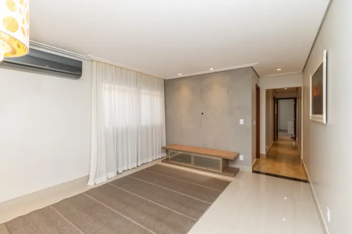 Casa para venda em Parque São Domingos com 3 quartos, sendo 1 suíte, 142m²