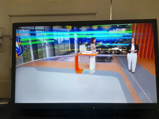 Tv panasonic 32 ld digita em perfeito estado 
