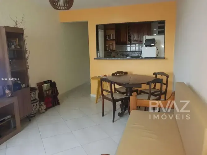 Apartamento com 1 dormitório à venda, 50 m² por R$ 300.000,00 - Centro - Cabo Frio/RJ