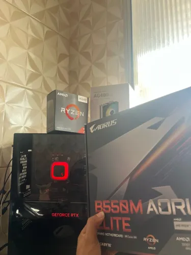 Kit Ryzen 7 5700x3d, b550m aorus elite, 16gb ddr4 3200 + brinde