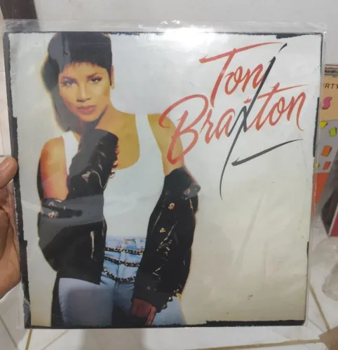 LP Toni Braxton