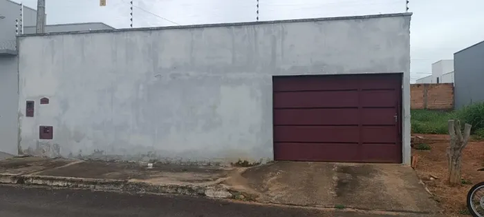 Vendo casa com 3 quartos sendo 1 suite em Gurupi - TO