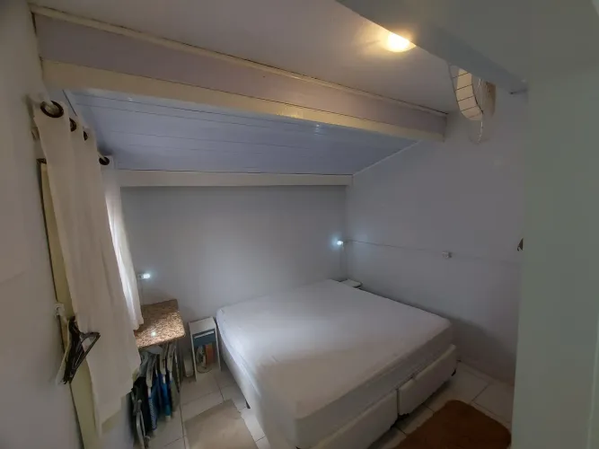 Vende CAMA KING excelente estado
