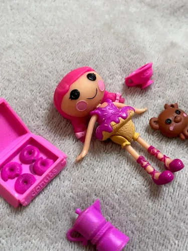 Mini Lalaloopsy Cake Dunk ?N? Crumble com Acessórios ?