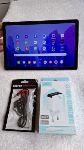 Tablet Tab A7 Samsung 64Gbs telao 10.4 polegadas chip 4G ligacao (Act cartao por aprox)