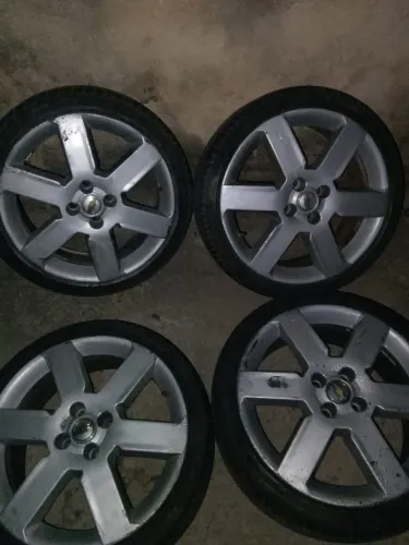 Vem nelas!!! Quero 1400$ dinheiro na mão da pra conversar?
