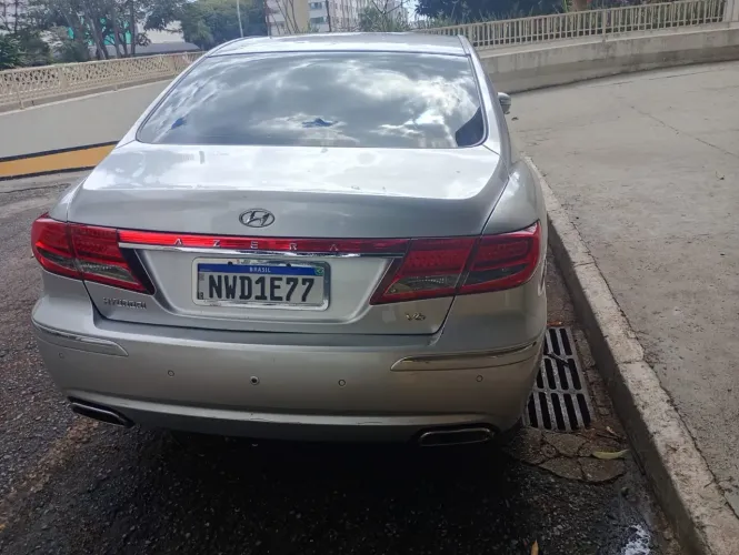 Hyundai Azera GLS 3.3 V6 24V 4P Aut. 2011