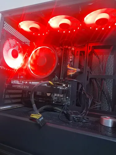 Vendo Placa mae b365m + memória ram 16 gb + Intel i7 de 8 geração