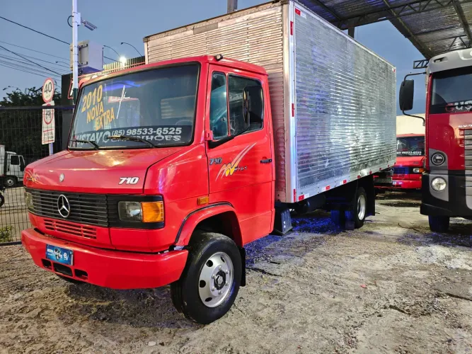 Mercedes 710 Extra 2010 Longa 5.50 e 2012 