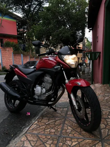?CB300R ESSA É EXTRA? *