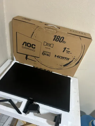 Monitor AOC GAMING 180hz 24P