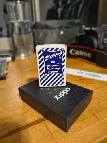 Isqueiro Zippo original, 2016.