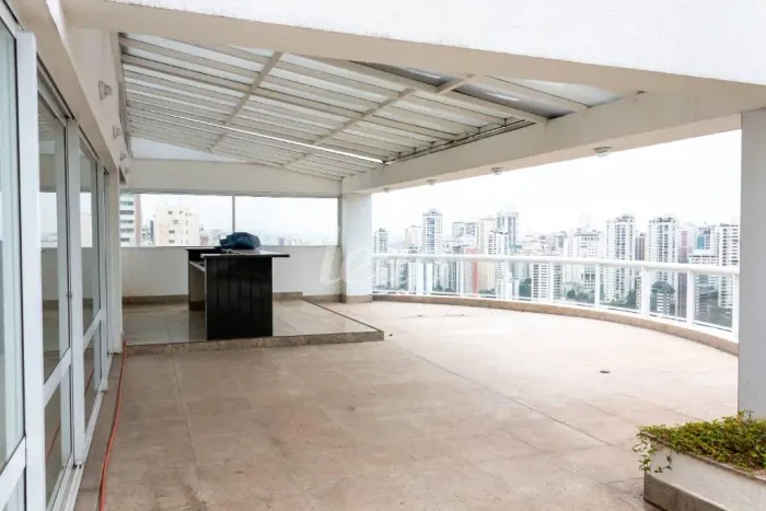 Apartamento 4 quartos para alugar no(a) Perdizes