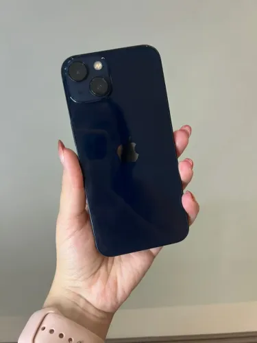 iPhone 13 128GB Preto Seminovo 76% com caixa - retire em loja física na Savassi
