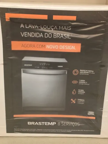 Máquina de lavar louça de oito serviços Brastemp nova na caixa