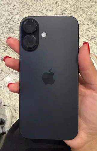 iPhone 16